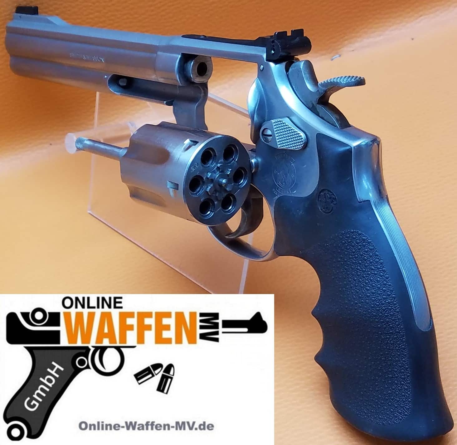 Smith & Wesson 617-1 6"