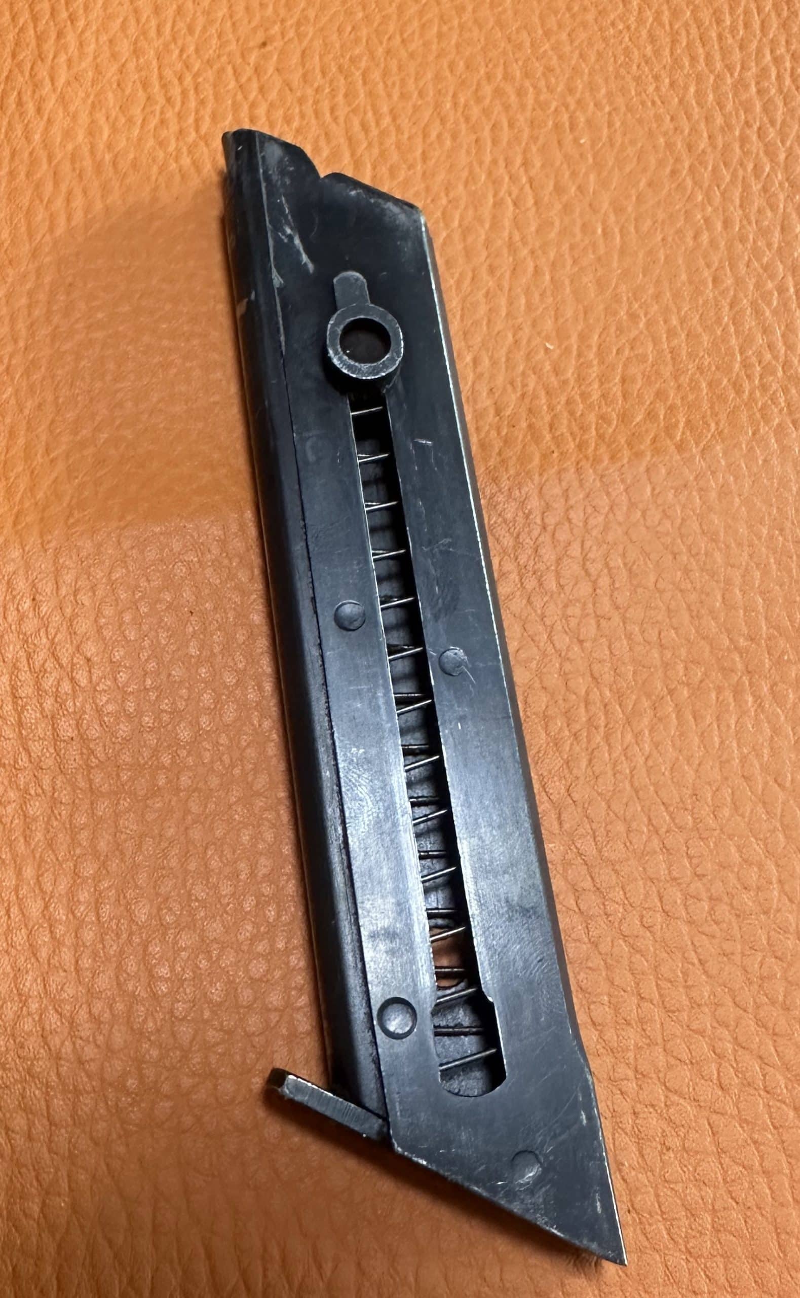 OnlineWaffenMV Wysluch GmbH Magazin FN Browning Mod. 150 .22LR 10